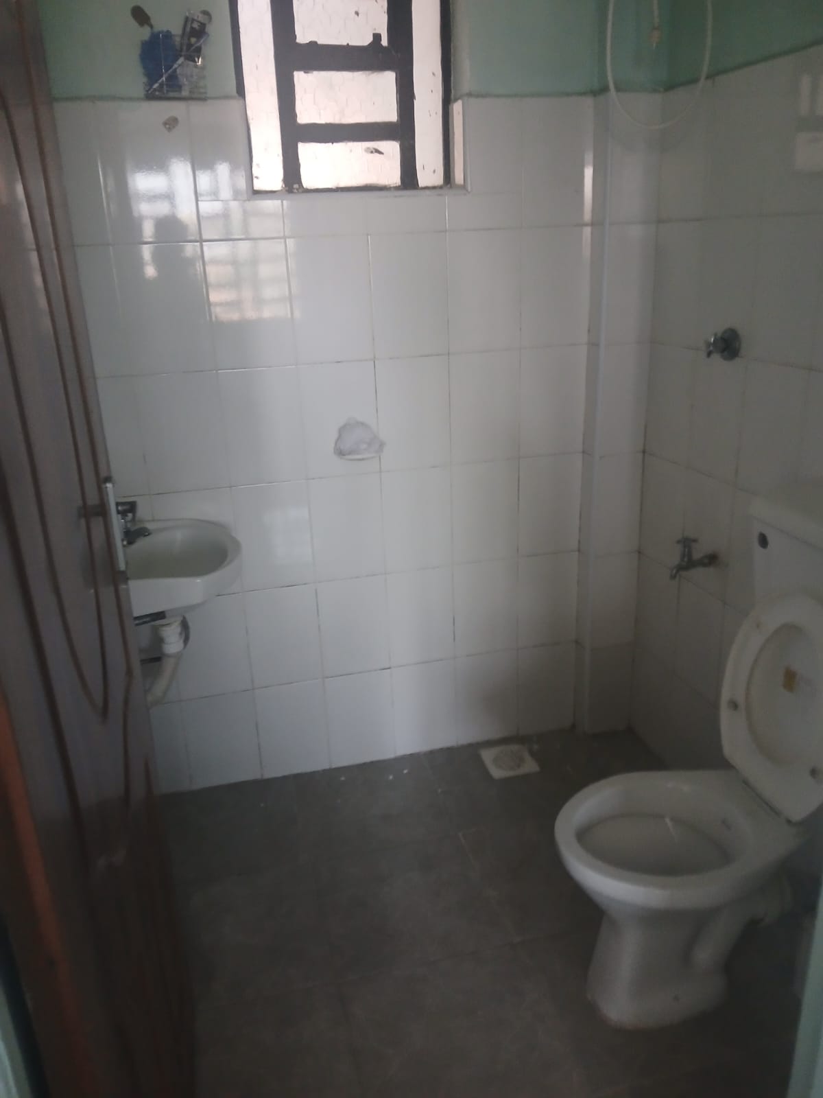 1 Bedroom at Owl Apartments, photo 2 of 3